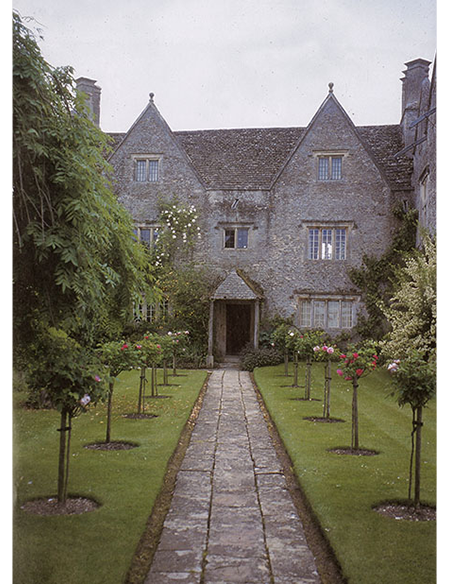 photo of Kelmscott Manor