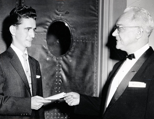 Mark Quinn receiving the 1958 Ostwald Award